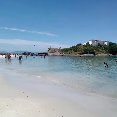 Casa aconchegante em Cabo frio, perto de tudo e com garagem 64m2-2